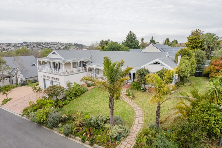 5 Bedroom Property for Sale in Welgedacht Western Cape